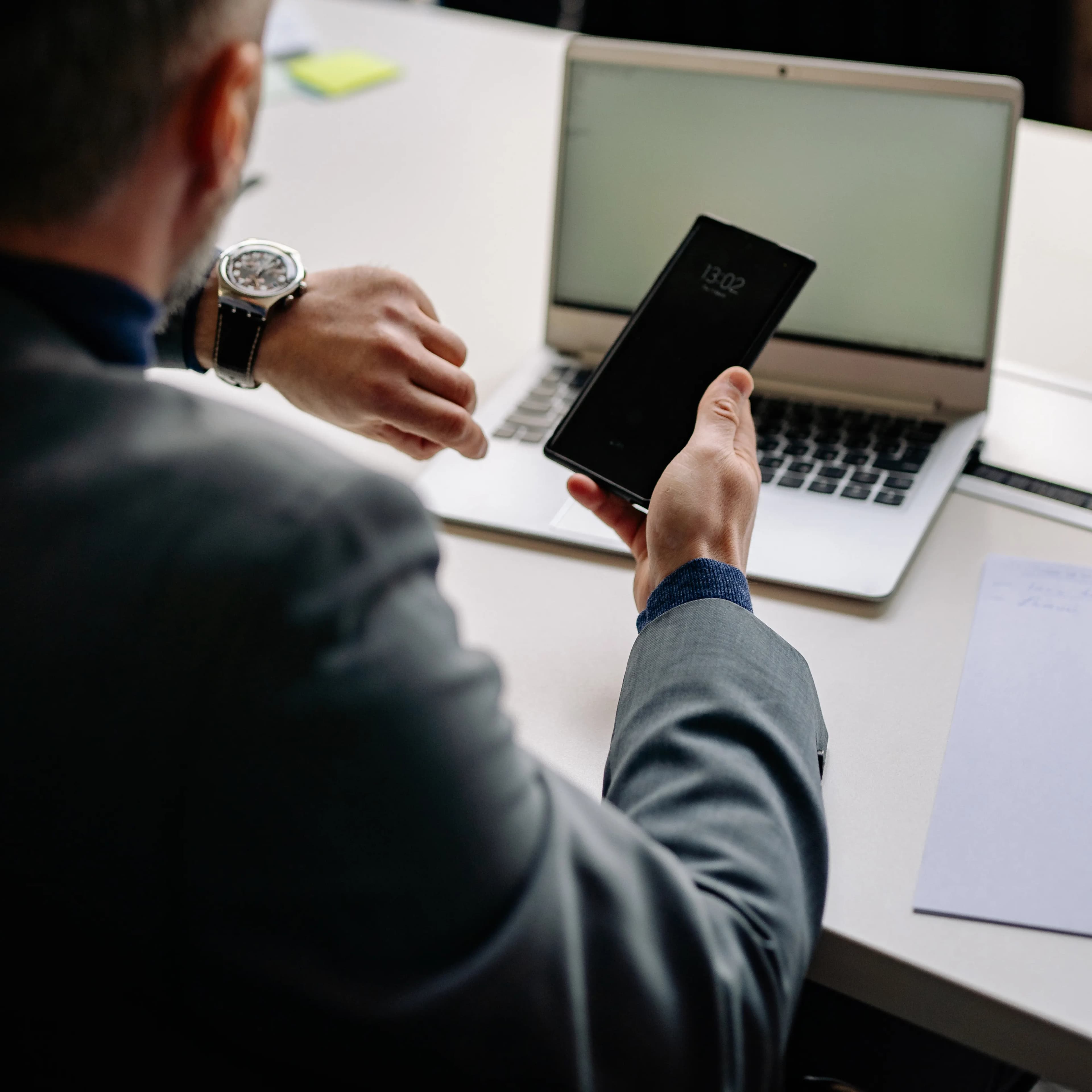 How Custom Software Improves Business Efficiency